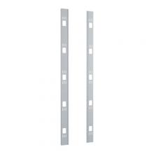 Hammond Manufacturing C4PR77TZPL - 44U WIDER TAPPED 10-32 RAIL