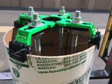 Construction Innovations 018-00413 - 18 INCH BOLT STAR - NESTED TUBE EDITION
