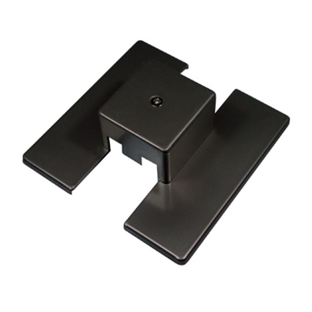 CENTER FEED CONNECTOR,120 V,20 AMP,BLK